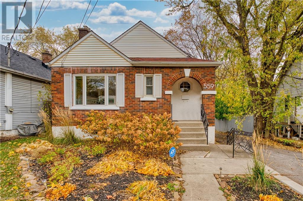559 DIVISION Street