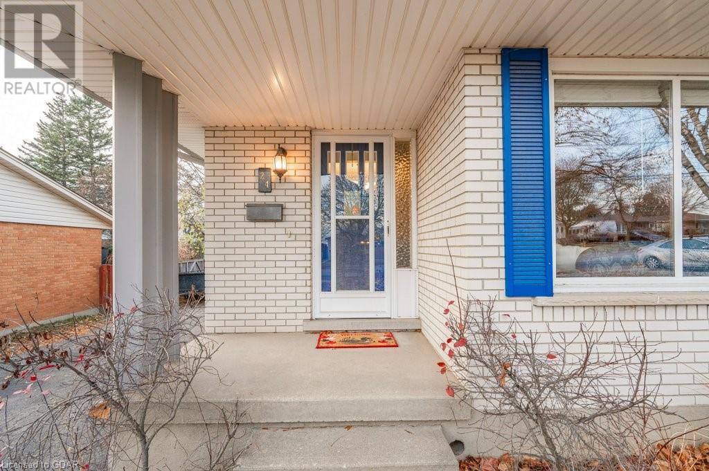 24 EASTVIEW Road