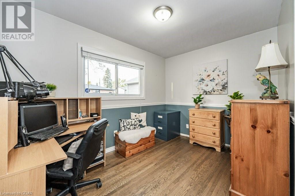 24 EASTVIEW Road