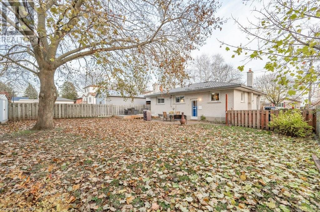 24 EASTVIEW Road