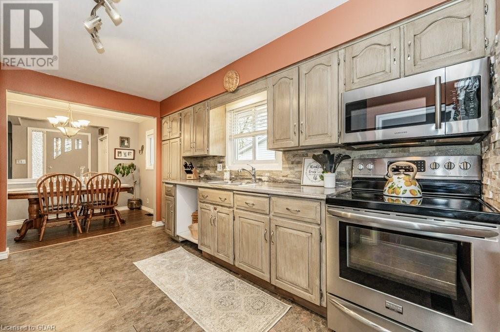 24 EASTVIEW Road