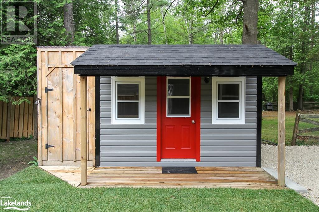181 KNOX Road E