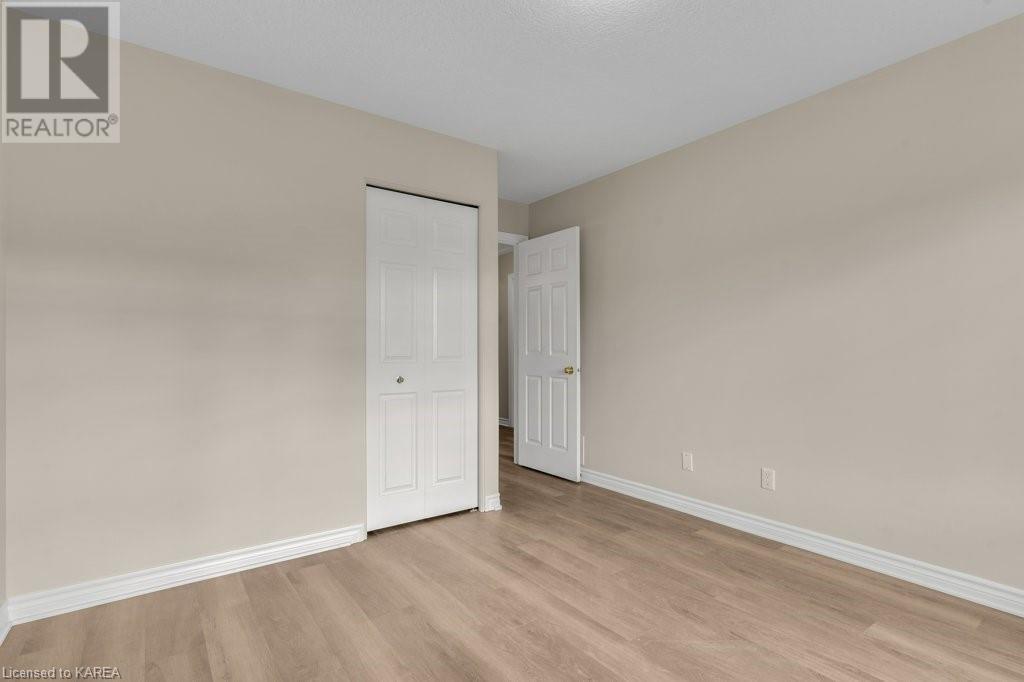 128 ELLESMEER Avenue