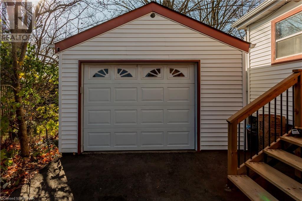 217 SYDENHAM Street