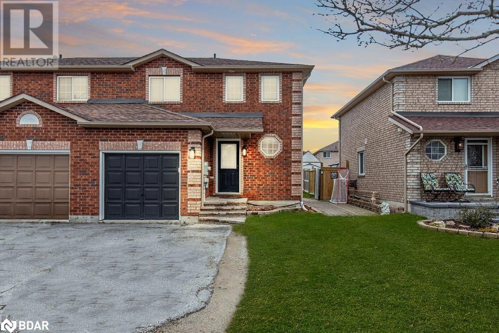 29 RAYMOND Crescent