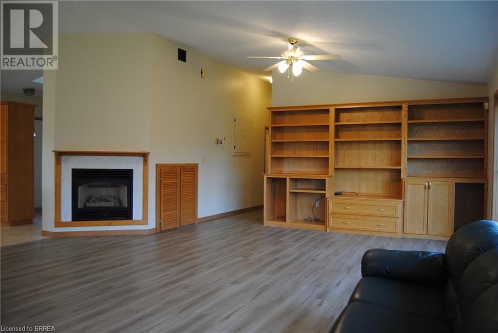 415 CROWN Road