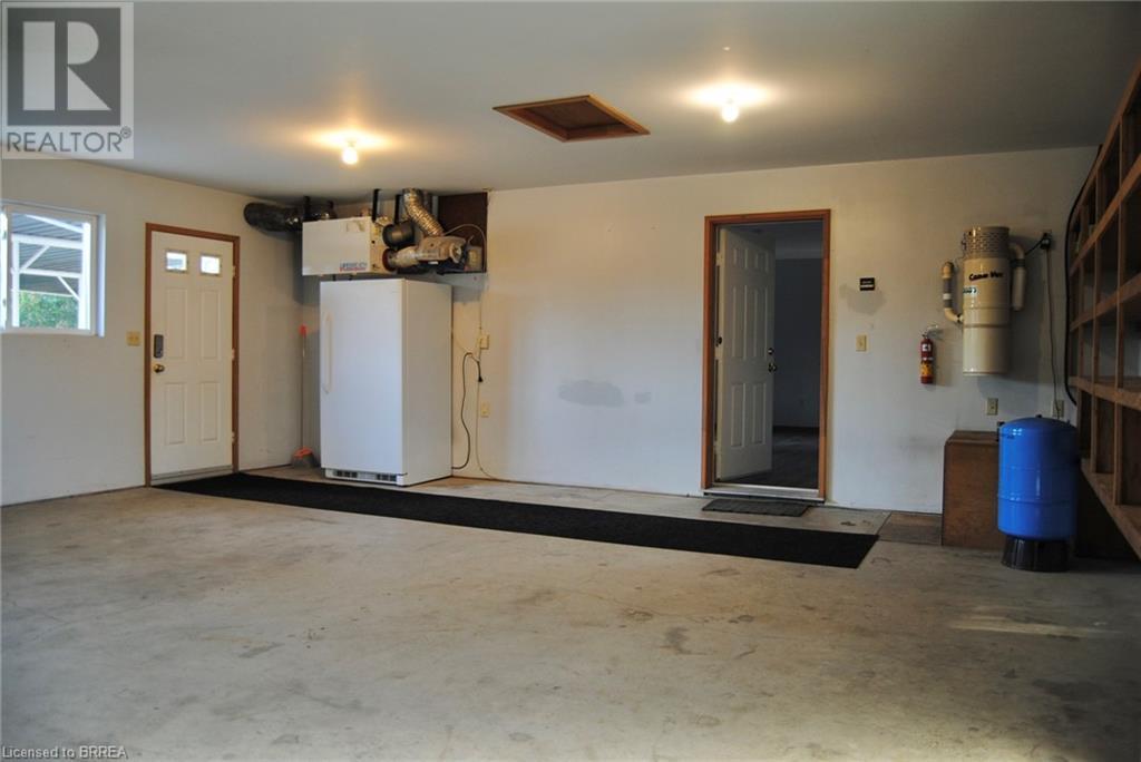 415 CROWN Road