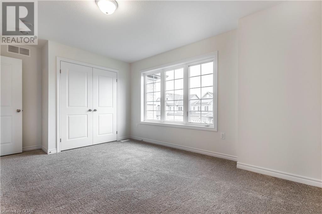 25 HENRY MARACLE Street