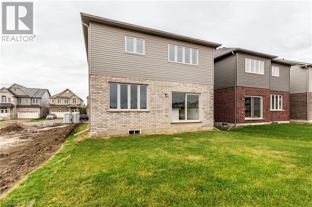 25 HENRY MARACLE Street