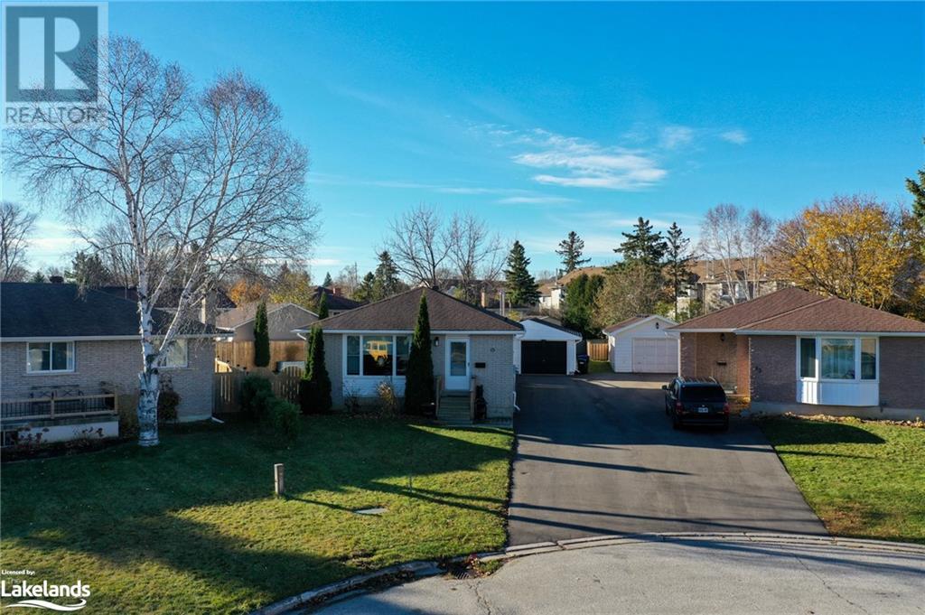 15 BRANIFF Court
