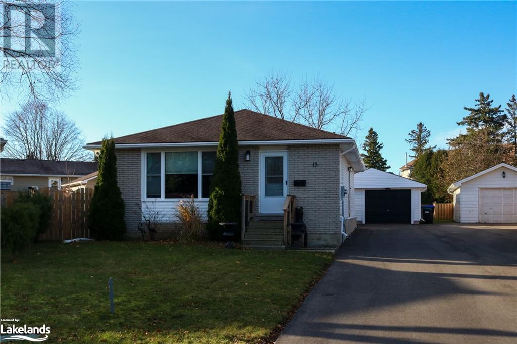 15 BRANIFF Court