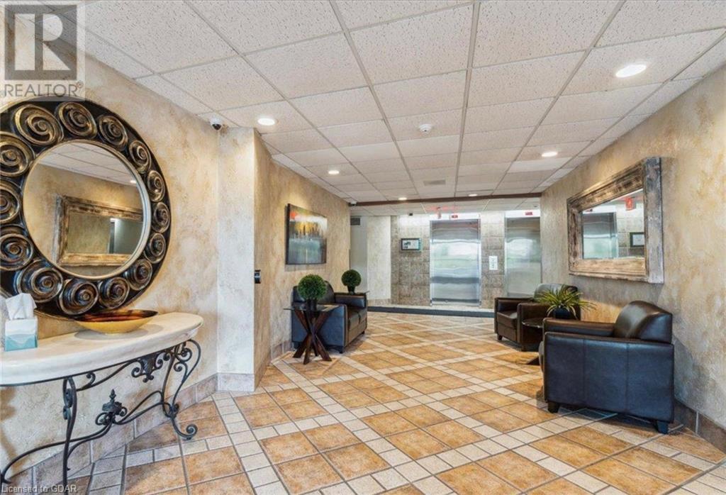 55 GREEN VALLEY Drive Unit# 804