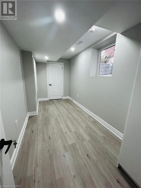 216 WOODBINE (BASEMENT) Avenue