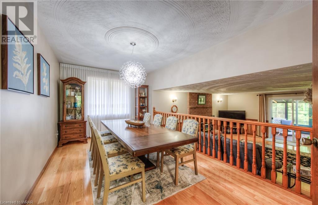 400 STRAWBERRY Crescent
