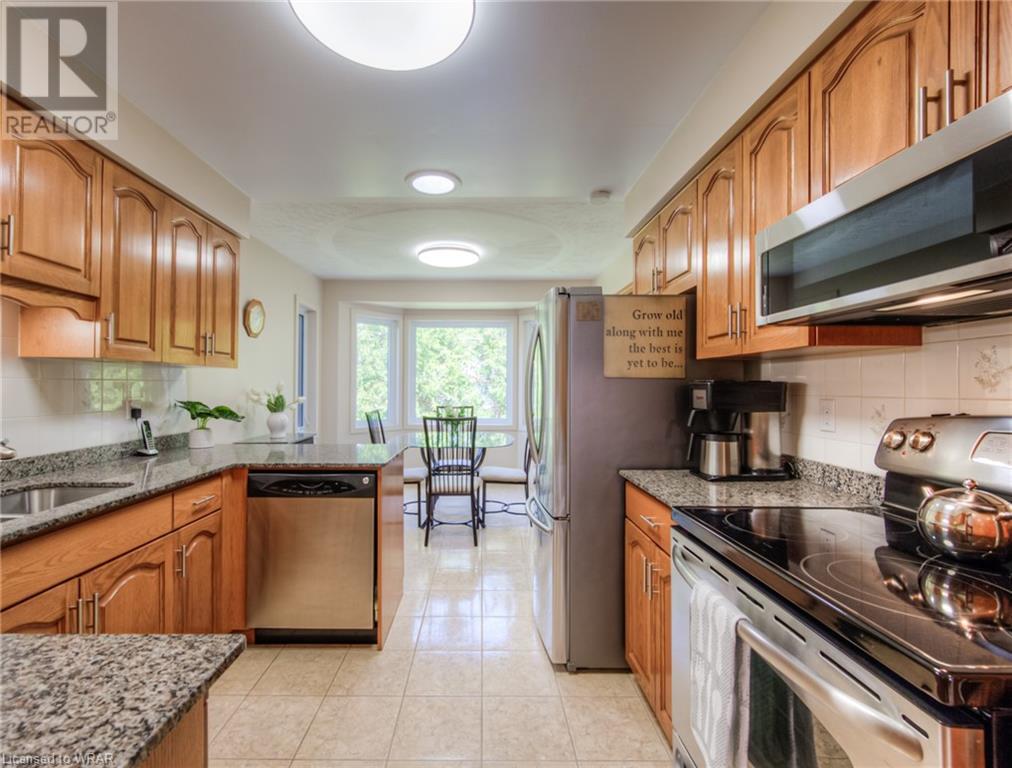400 STRAWBERRY Crescent