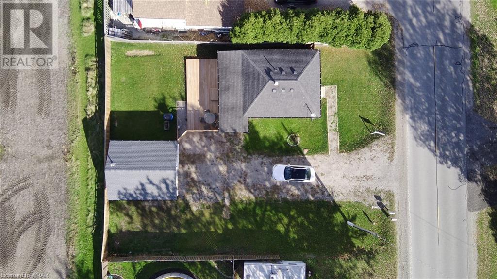 571 GREGORY Drive E