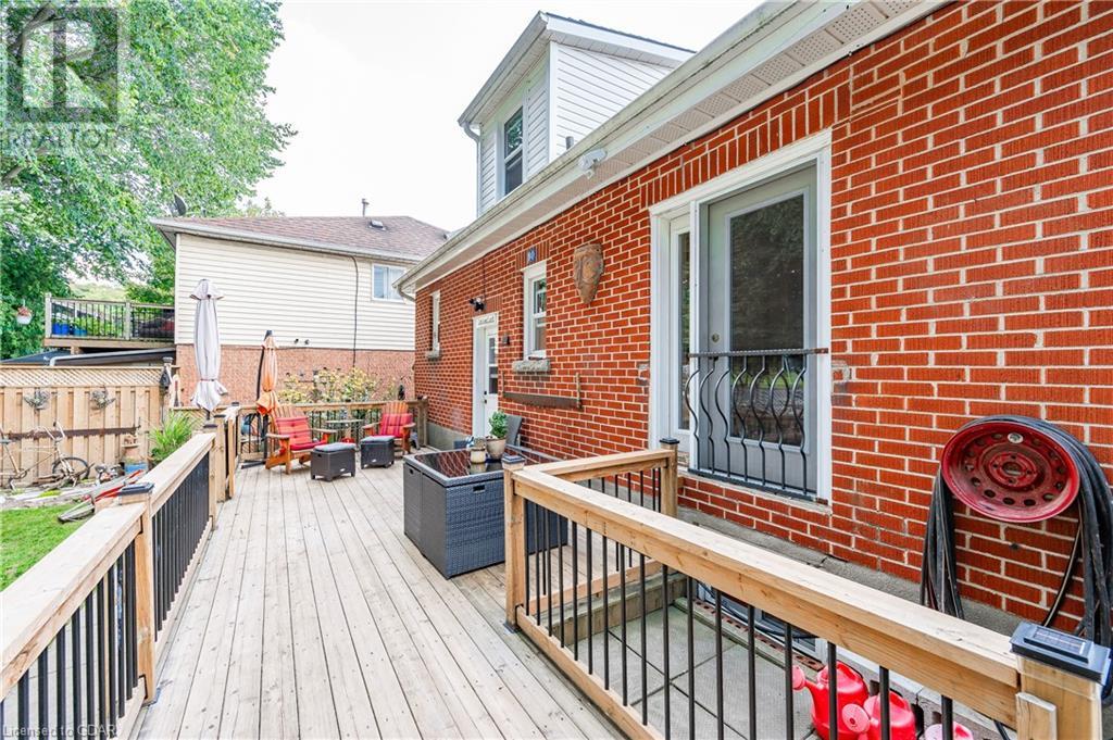 80 AUDREY Avenue