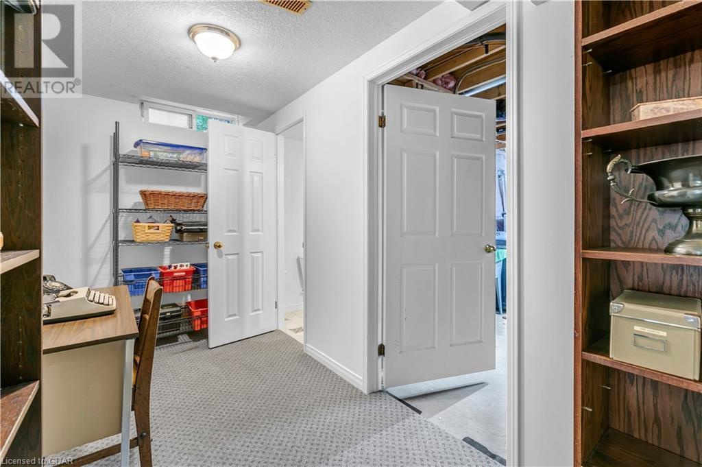 12 LYLE Place