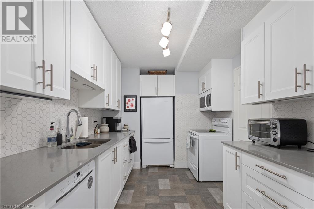 257 BATH Road Unit# 704