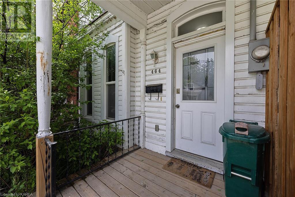 464 ALBERT Street