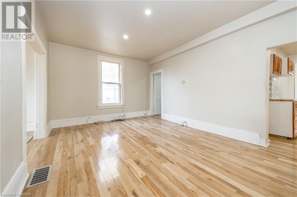 10 KERR Street