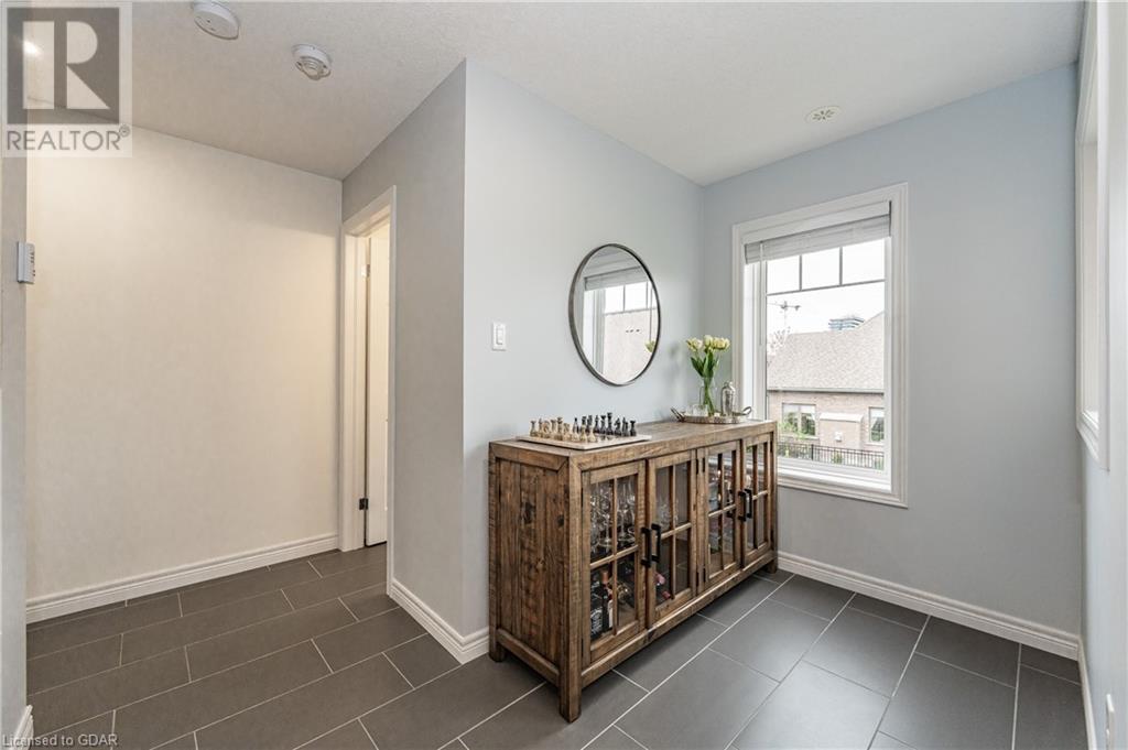 39 KAY Crescent Unit# 41