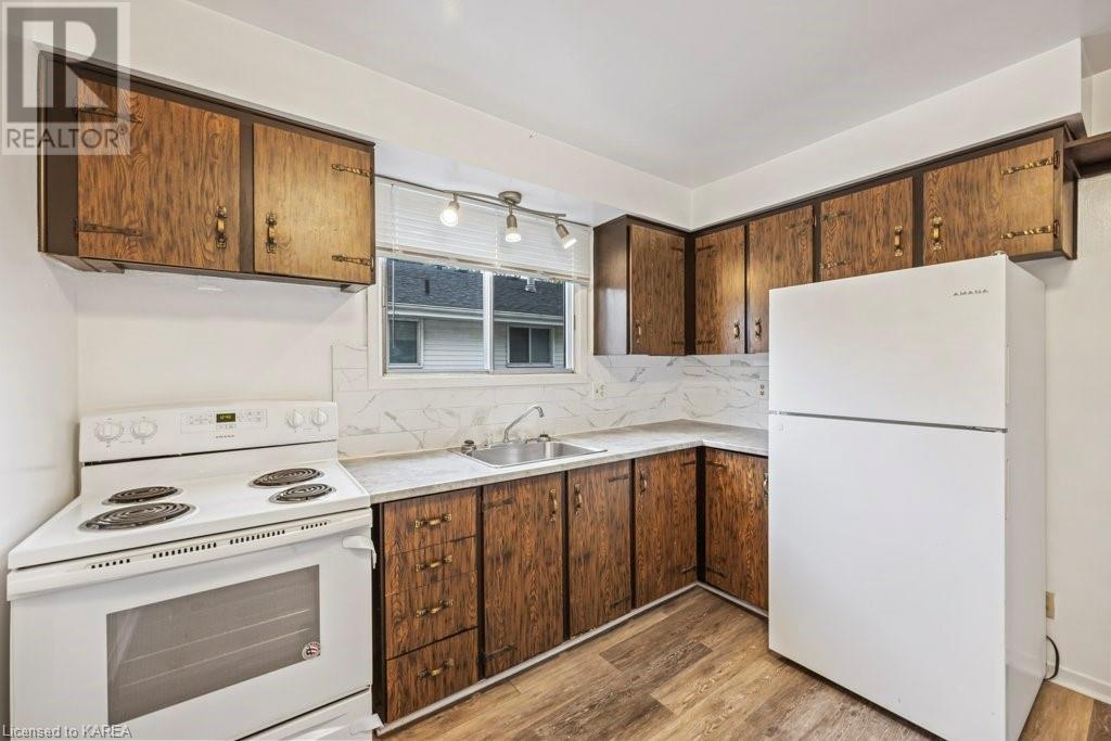 747 GROUSE Crescent