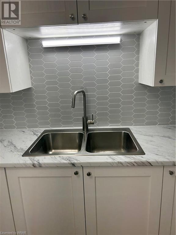 565 GREENFIELD Avenue Unit# 604