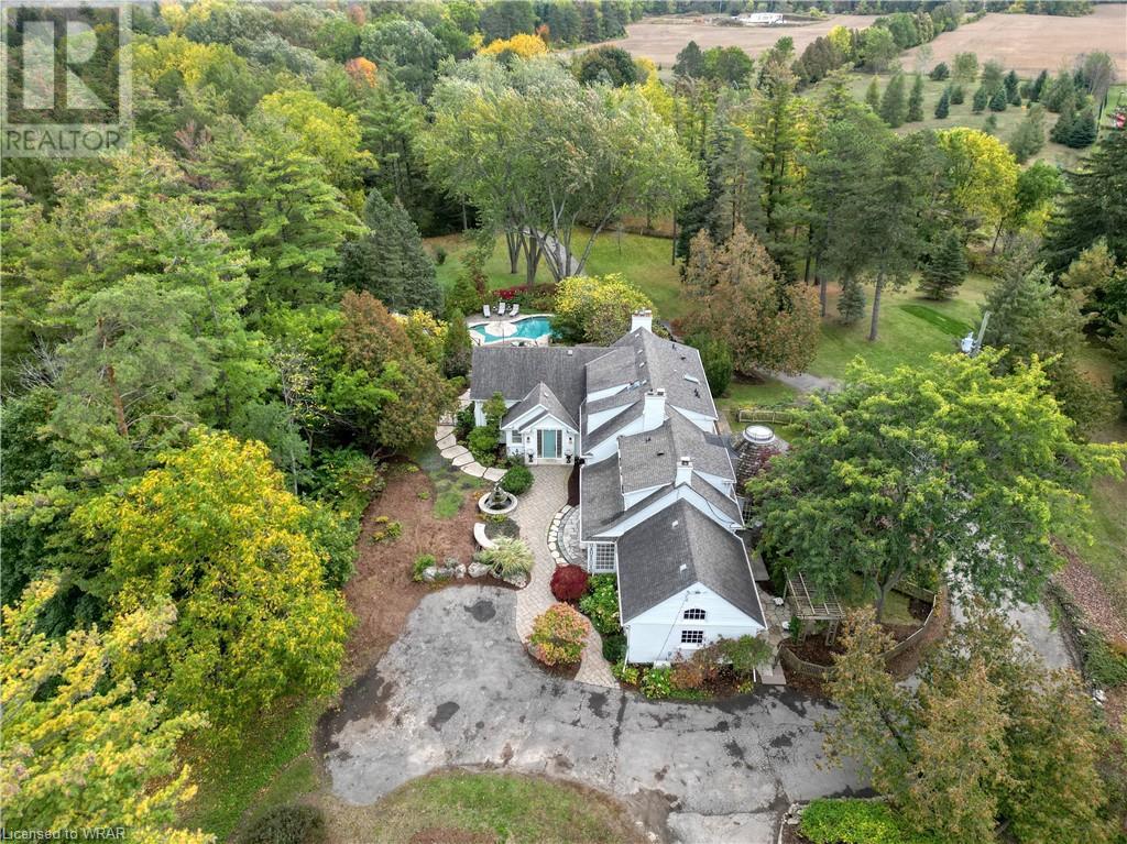 34 FALLBROOK Lane