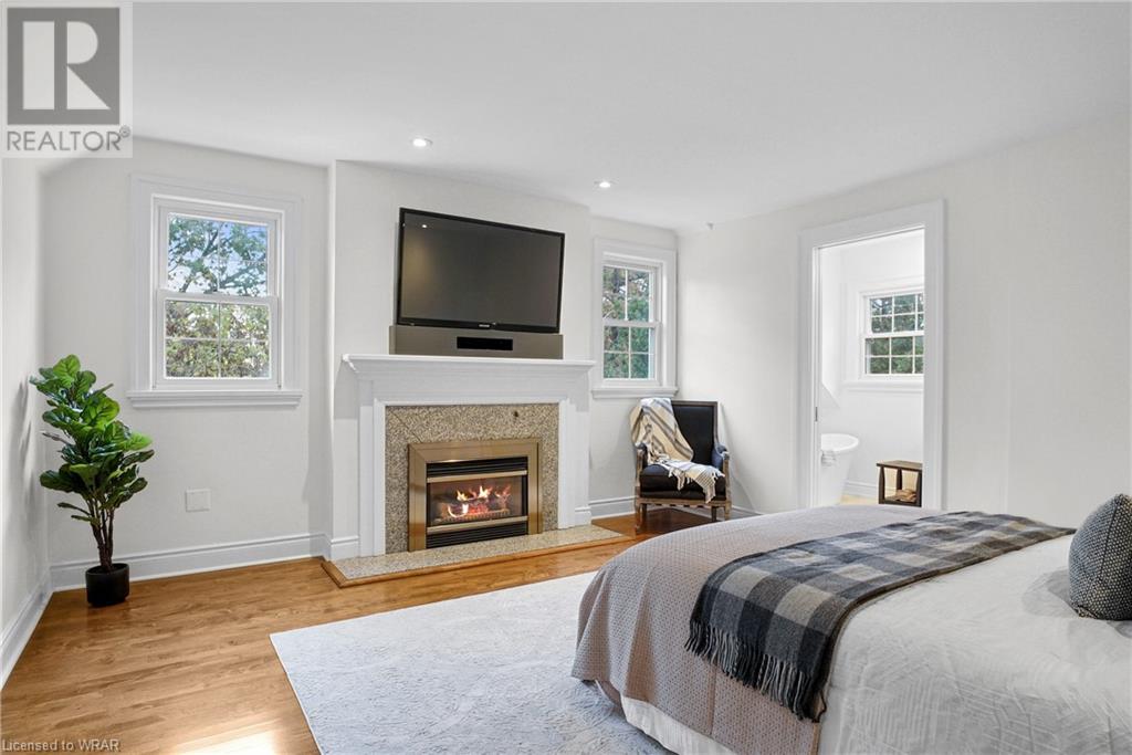 34 FALLBROOK Lane