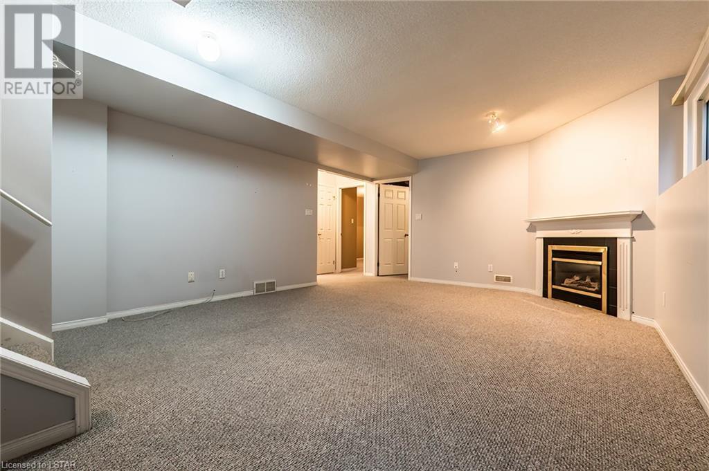 325 LIGHTHOUSE Road Unit# 16