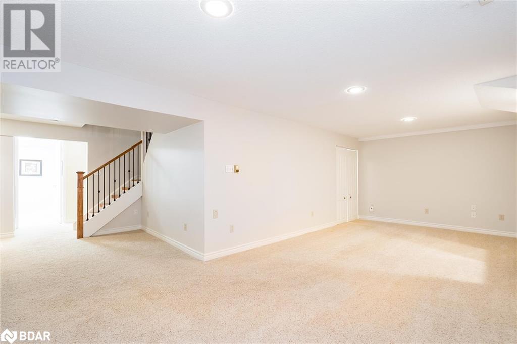 163 FOX Run