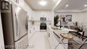 973 DEVERON Crescent