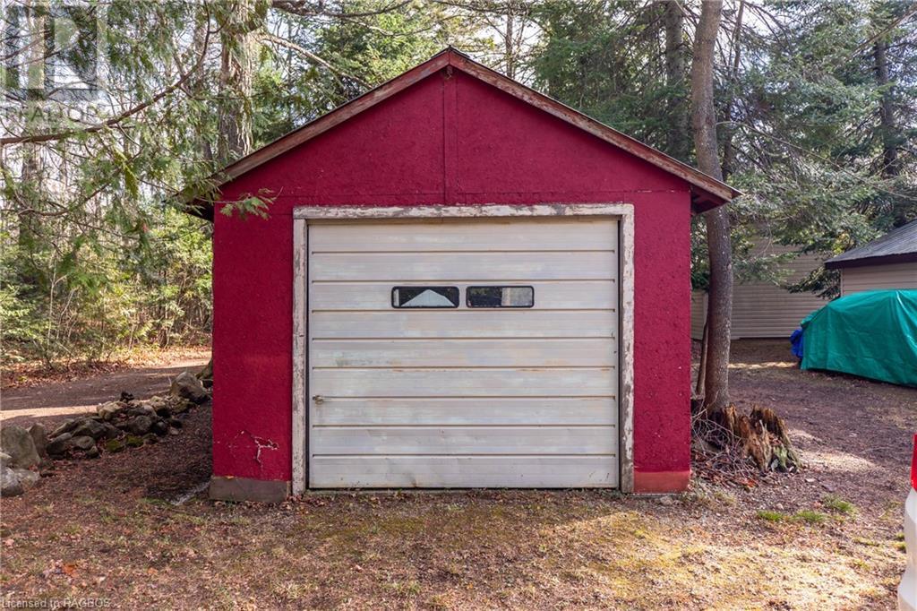 214 FRANCIS Drive