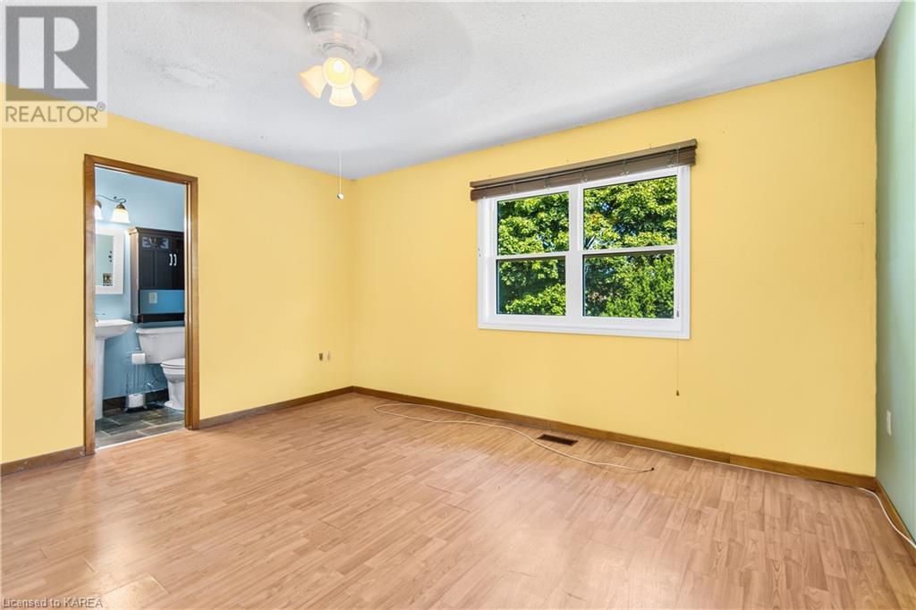 832 PURCELL Crescent