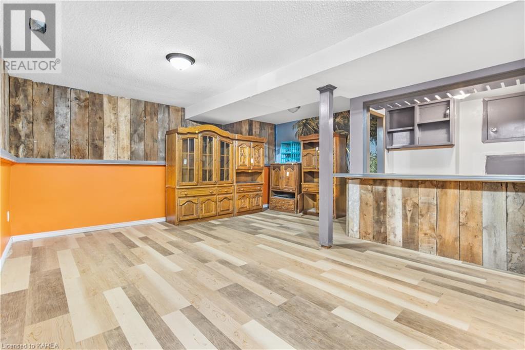 832 PURCELL Crescent