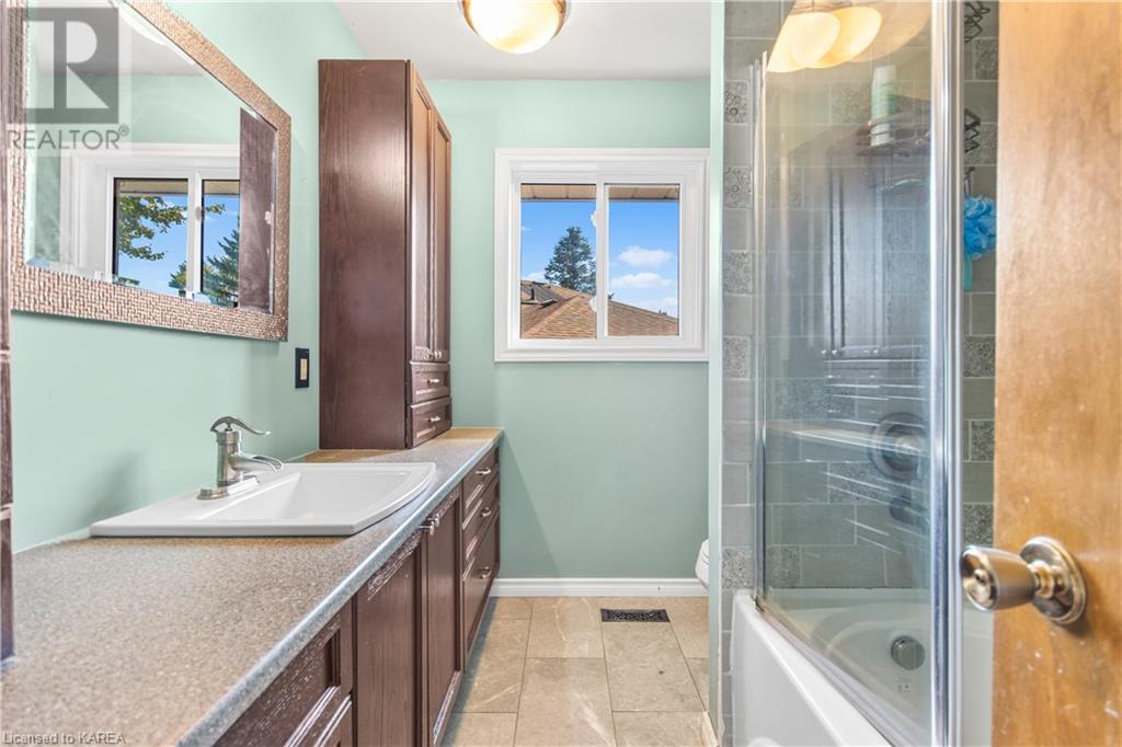 832 PURCELL Crescent