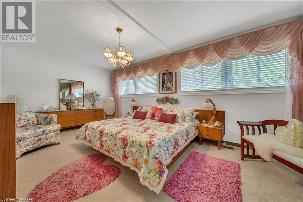 575 GREENBROOK Drive