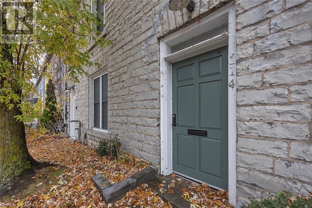 114 YONGE Street