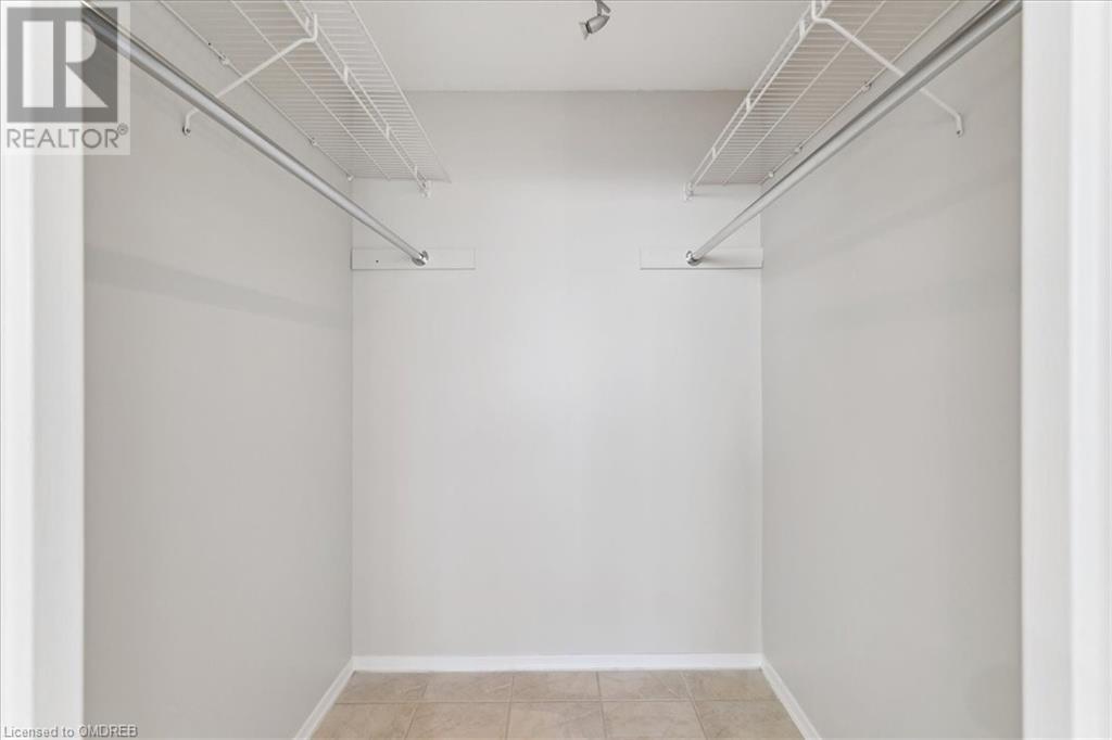 2055 UPPER MIDDLE Road Unit# 1707