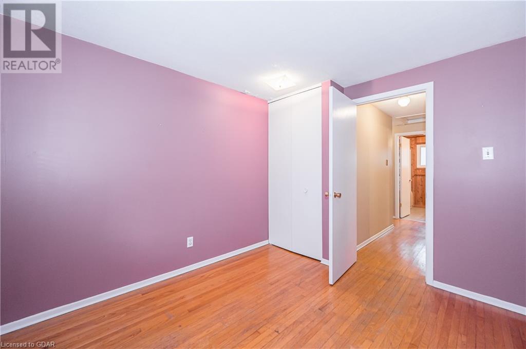 6 WINDERMERE Court