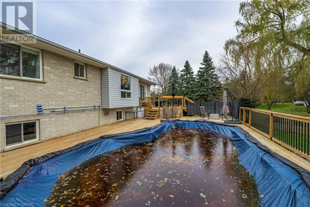 3 ROSS Court