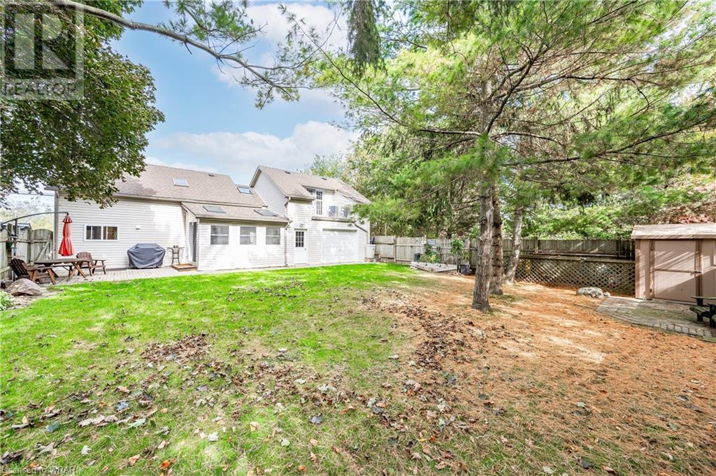 176 BLOOMINGDALE Road N