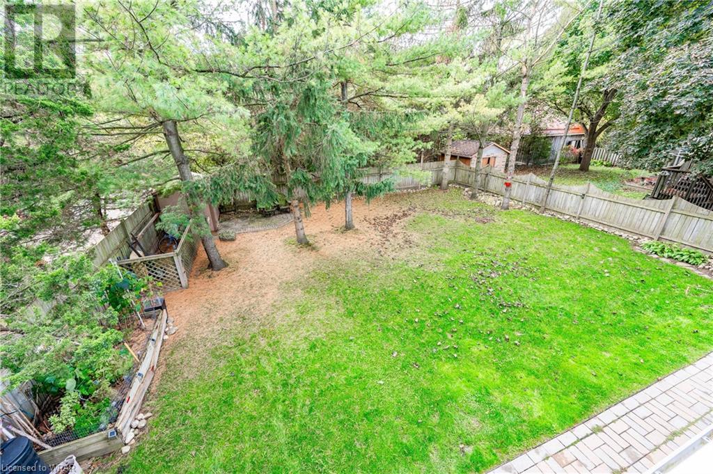 176 BLOOMINGDALE Road N
