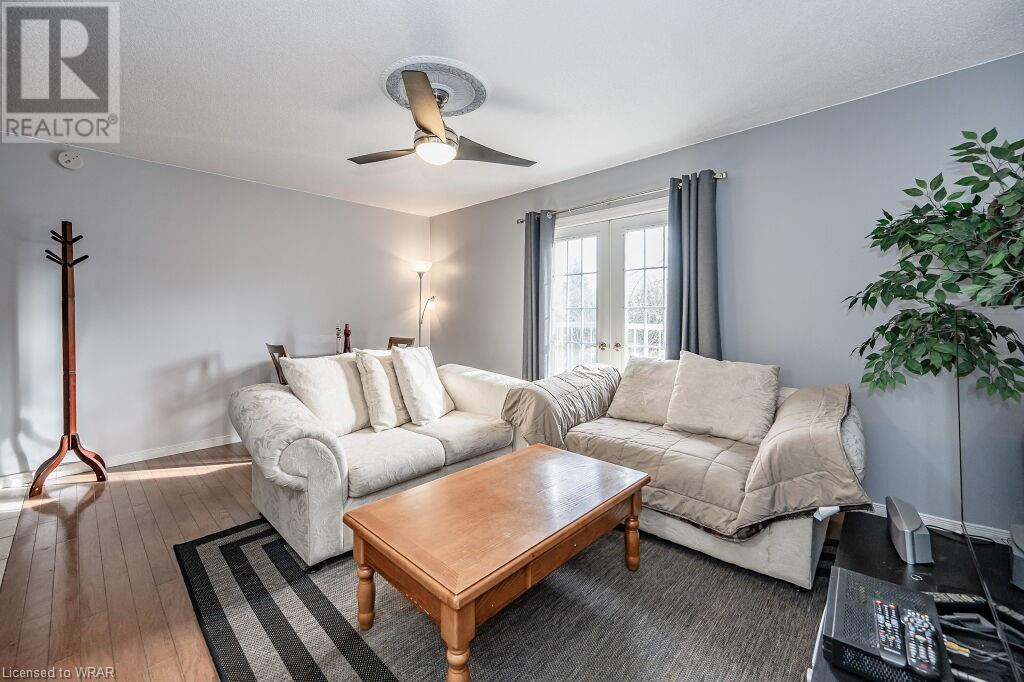 327 NORTHLAKE Drive Unit# 8