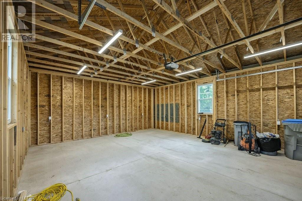 132 SIMCOE Crescent