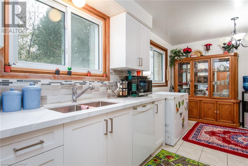 15 ELMSDALE Drive