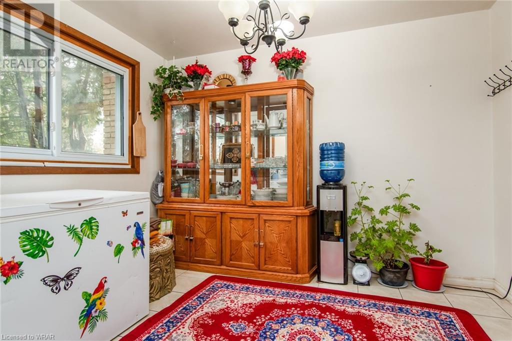 15 ELMSDALE Drive