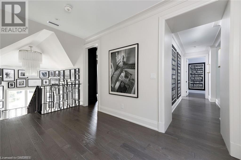421 WEDGEWOOD Drive