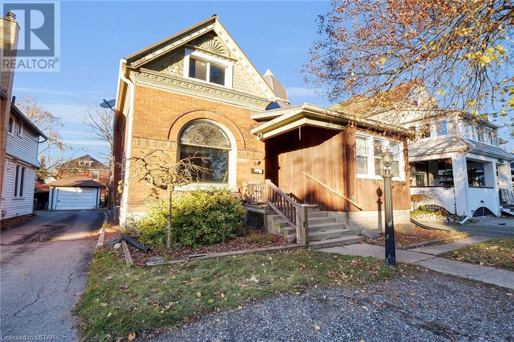 89 GLADSTONE Avenue
